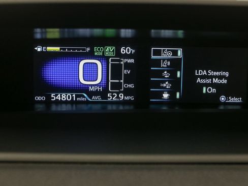 Used 2020 Toyota Prius Prime XLE image 37