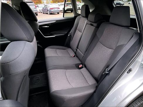 Used 2019 Toyota RAV4 XLE w/ Convenience Package image 20