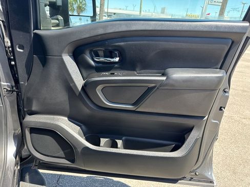 Used 2023 Nissan Titan SV w/ SV Convenience Package AWD/4WD image 19