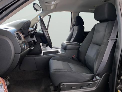 Used 2010 Chevrolet Tahoe LS w/ Interior Plus Package image 10