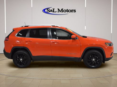 Used 2021 Jeep Cherokee Latitude Lux AWD/4WD image 9