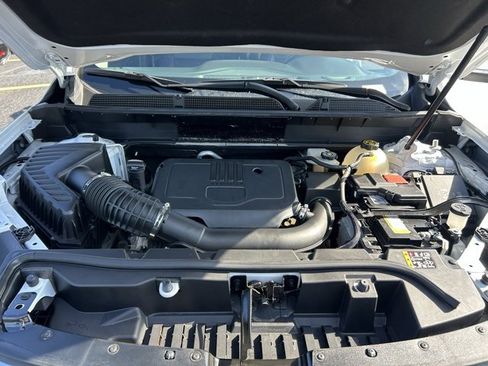 Used 2023 GMC Acadia SLT image 10