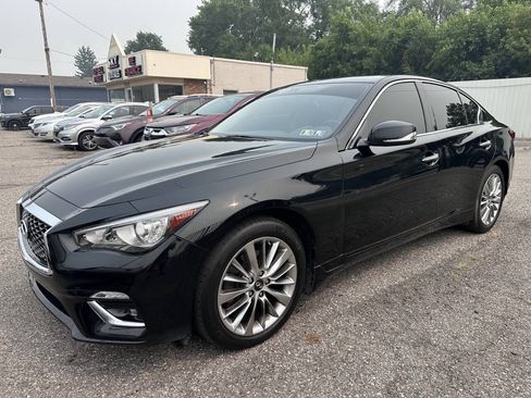 Used 2019 INFINITI Q50 Luxe w/ Essential Package (3.0T Luxe) AWD/4WD image 1