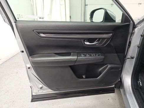 Used 2024 Honda CR-V LX image 11