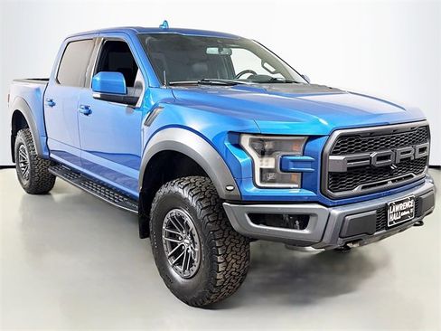 Used 2019 Ford F150 Raptor w/ Equipment Group 802A Luxury image 3