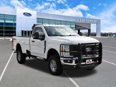 Used 2023 Ford F250 XL w/ 360-Degree Camera Package AWD/4WD image 5