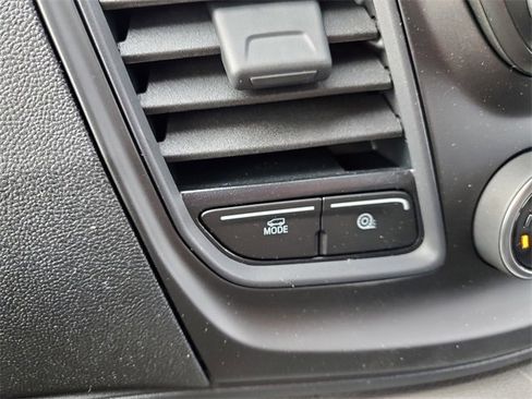 New 2025 Ford Transit 250 148 Medium Roof image 28