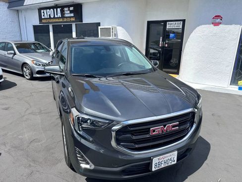 Used 2018 GMC Terrain SLE image 8