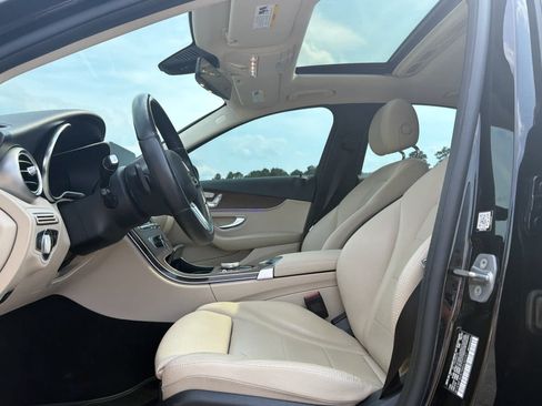 Used 2021 Mercedes-Benz C 300 4MATIC Sedan image 10