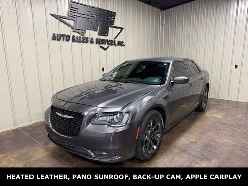Used 2018 Chrysler 300 S AWD/4WD image 1