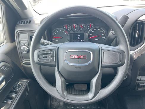 Used 2024 GMC Sierra 2500 Pro w/ Convenience Package image 12