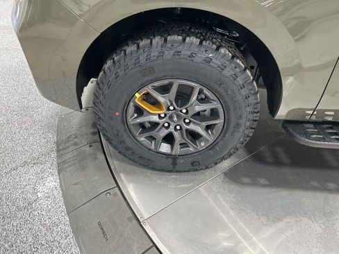 New 2025 Ford Expedition Tremor image 38