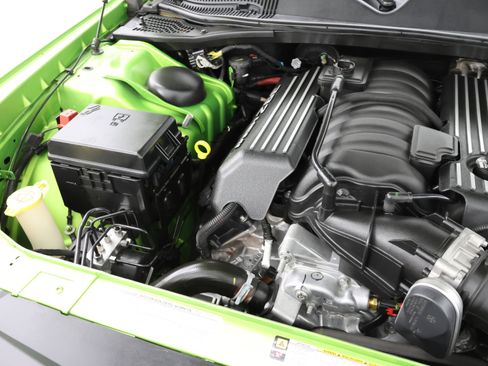 Used 2011 Dodge Challenger SRT8 w/ Green w/Envy Group image 19