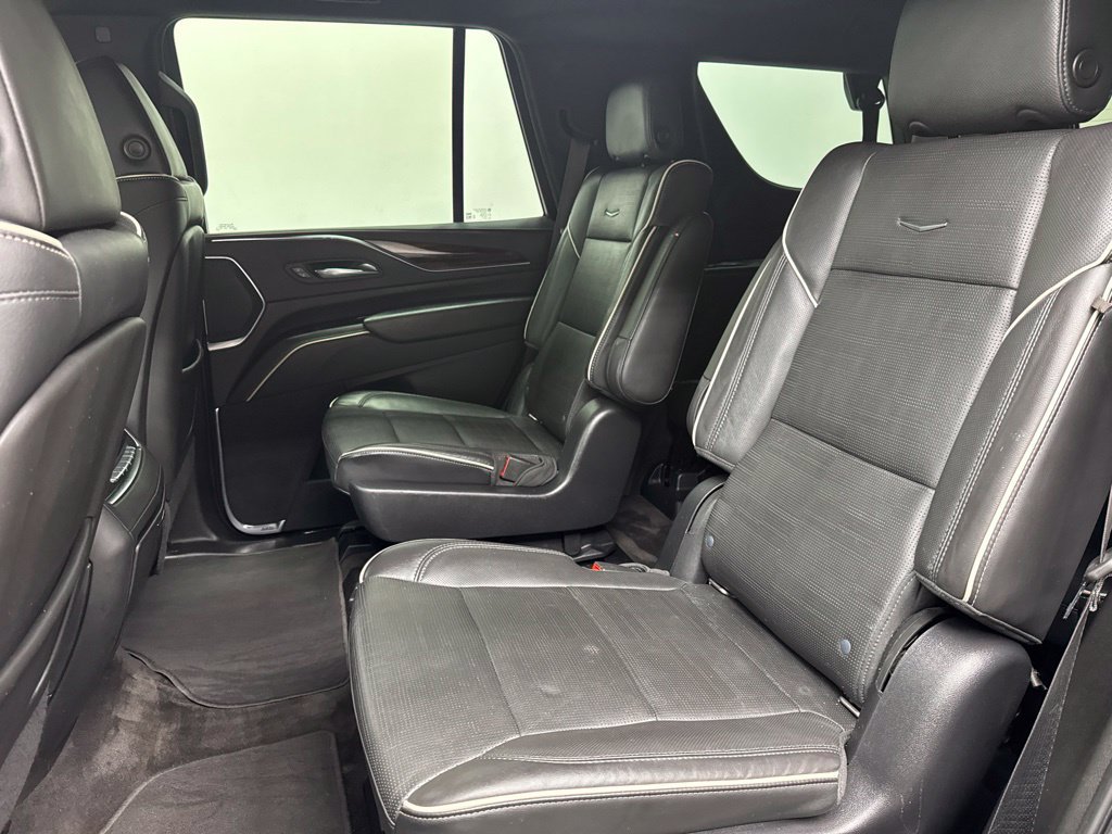 Used 2022 Cadillac Escalade Premium Luxury AWD/4WD image 21