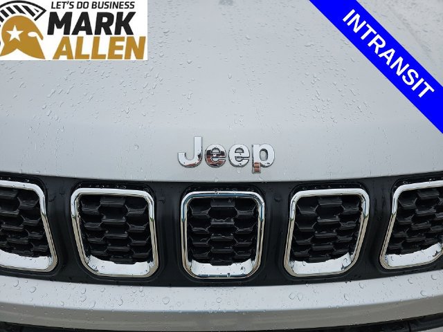 Used 2024 Jeep Compass Latitude AWD/4WD image 30