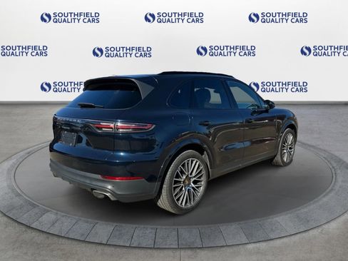 Used 2020 Porsche Cayenne image 7