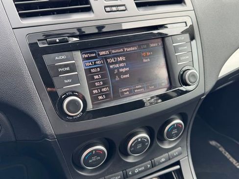 Used 2013 MAZDA MAZDA3 i Grand Touring image 24