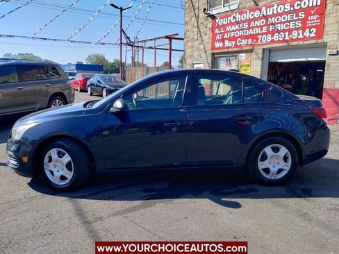 Used 2016 Chevrolet Cruze LS image 2