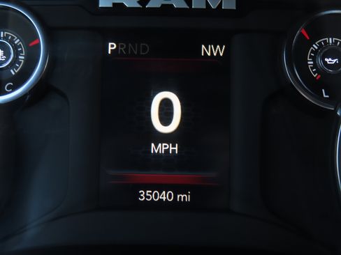 Used 2024 RAM 3500 Big Horn image 20