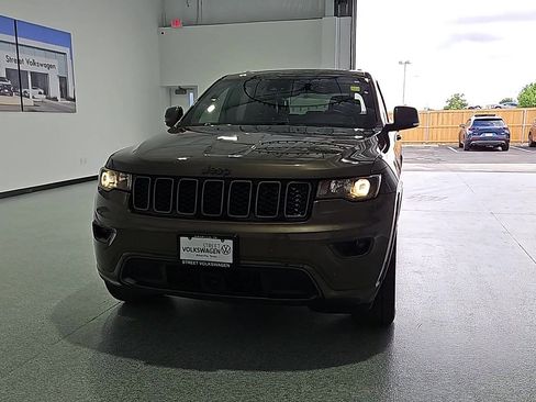 Used 2021 Jeep Grand Cherokee Limited w/ Quick Order Package 28K 80th AWD/4WD image 3