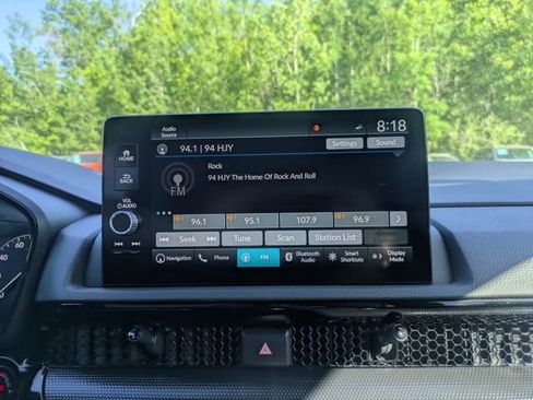 Used 2025 Honda CR-V Touring image 26