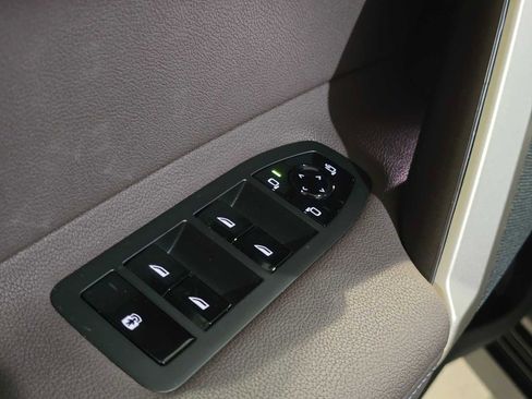 New 2026 BMW iX xDrive45 w/ Executive Package image 24