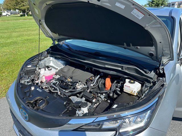 Used 2022 Toyota Sienna XLE AWD/4WD image 33