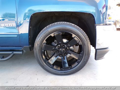 Used 2018 Chevrolet Silverado 1500 LT w/ All Star Edition RWD image 53