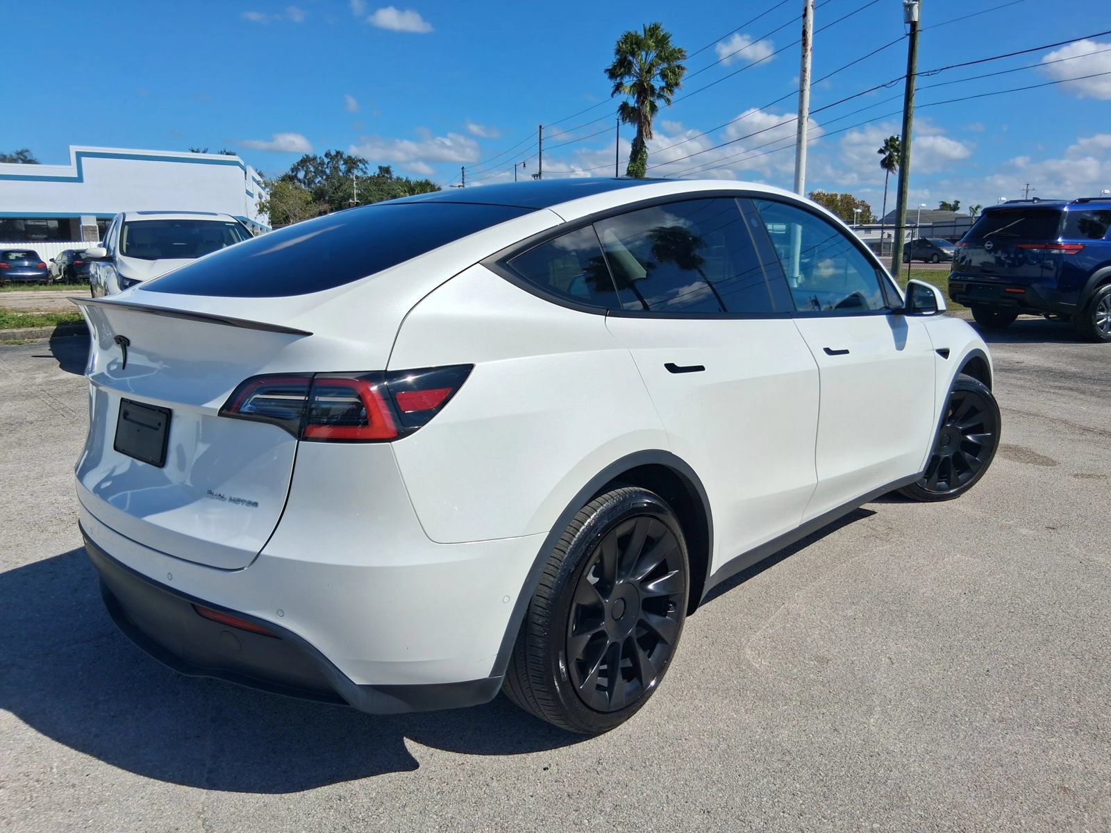 Used 2021 Tesla Model Y Long Range AWD/4WD image 6