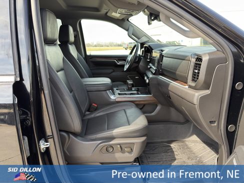 Used 2025 GMC Sierra 1500 SLT w/ SLT Premium Plus Package image 15