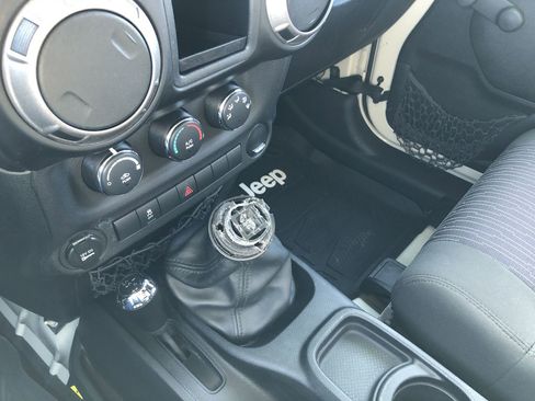 Used 2011 Jeep Wrangler Sport image 18