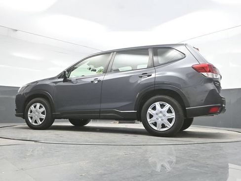 Used 2023 Subaru Forester AWD/4WD image 36
