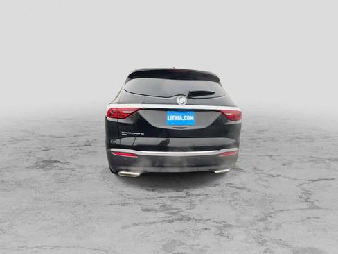 Used 2024 Buick Enclave Premium image 7