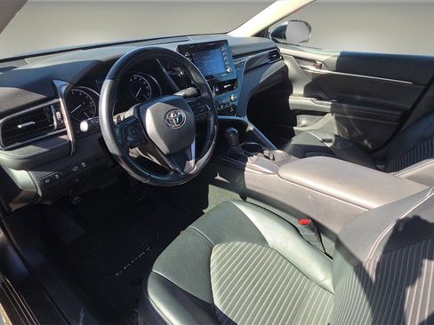 Used 2021 Toyota Camry SE image 29