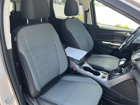 Used 2016 Ford Escape SE w/ Equipment Group 201A AWD/4WD image 21
