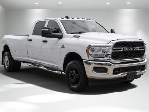 Used 2023 RAM 3500 Tradesman AWD/4WD image 5