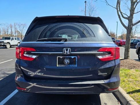 Used 2023 Honda Odyssey Touring image 5