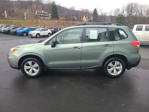 Used 2016 Subaru Forester 2.5i w/ Alloy Wheel Package image 2