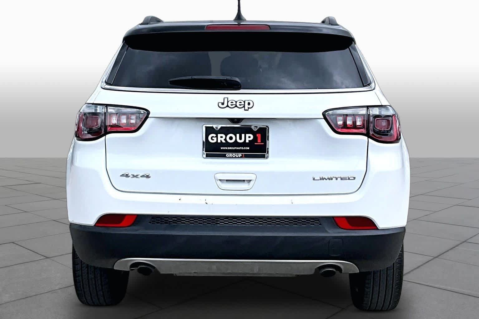 Used 2023 Jeep Compass Limited AWD/4WD image 5