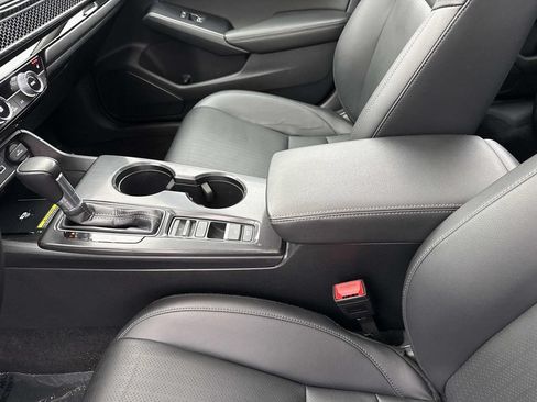 Used 2024 Honda Civic Touring image 17