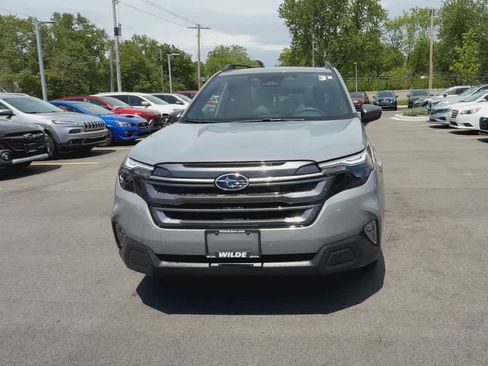 Certified 2025 Subaru Forester Premium AWD/4WD image 3