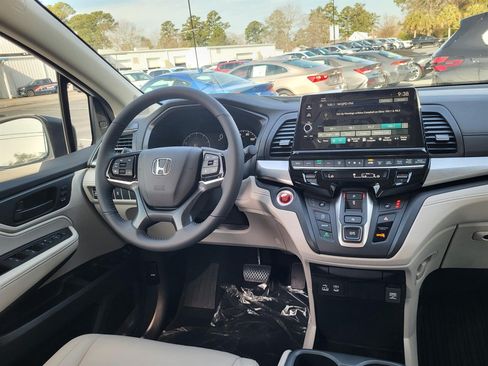 New 2026 Honda Odyssey EX-L image 15
