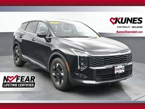 Used 2026 Kia Sportage LX FWD image 1