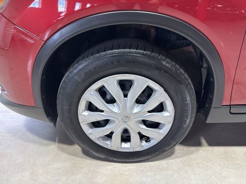 Used 2016 Nissan Rogue S AWD/4WD image 2
