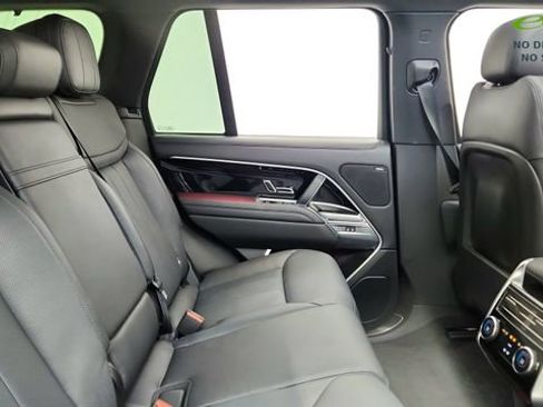 Used 2023 Land Rover Range Rover SE AWD/4WD image 23
