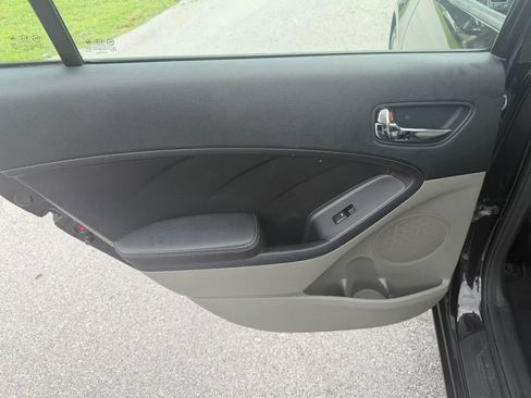 Used 2014 Kia Forte LX w/ Popular Package FWD image 29