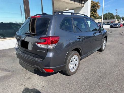 Used 2024 Subaru Forester AWD/4WD image 5