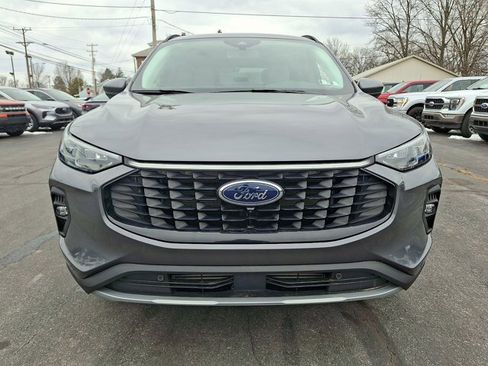 Certified 2024 Ford Escape Platinum image 2