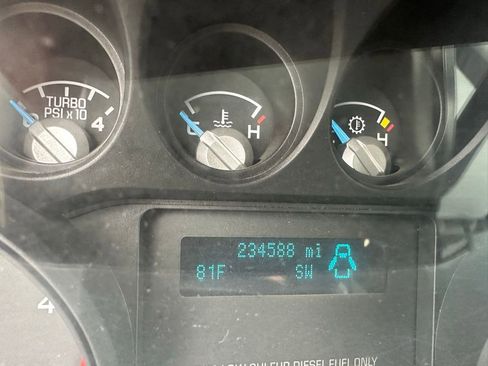 Used 2015 Ford F250 XLT w/ FX4 Off-Road Package image 22