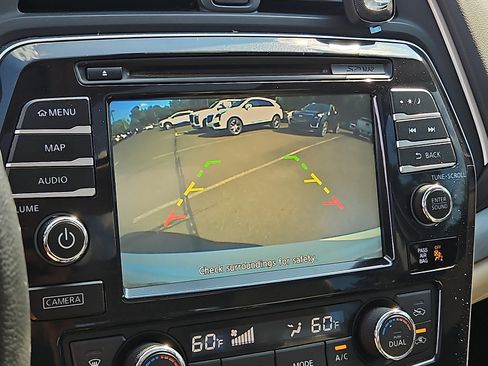 Used 2018 Nissan Maxima 3.5 SL FWD image 19